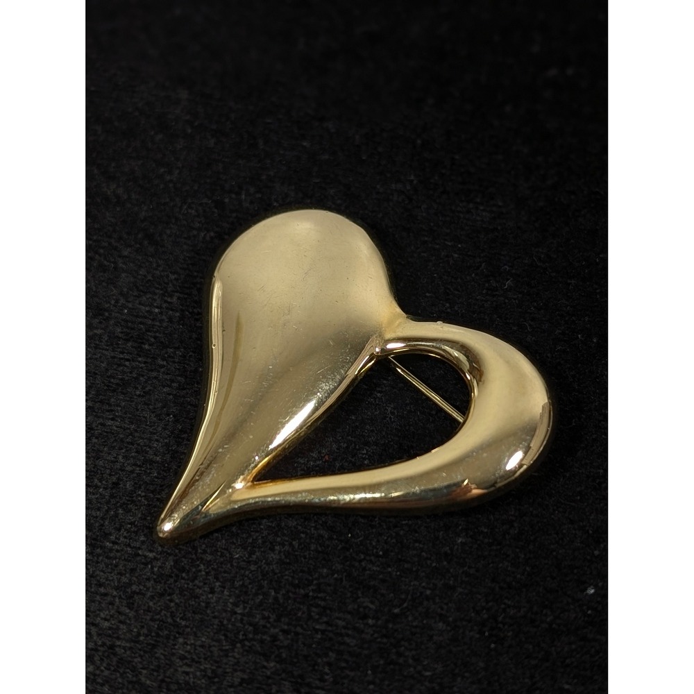 Vintage Gold Tone Open Heart Brooch Pin Large Chunky‎ Statement Signed Style